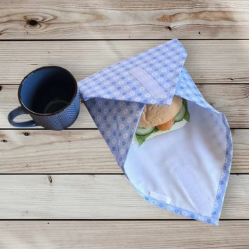 kek_margaretas_frissentarto_szalveta